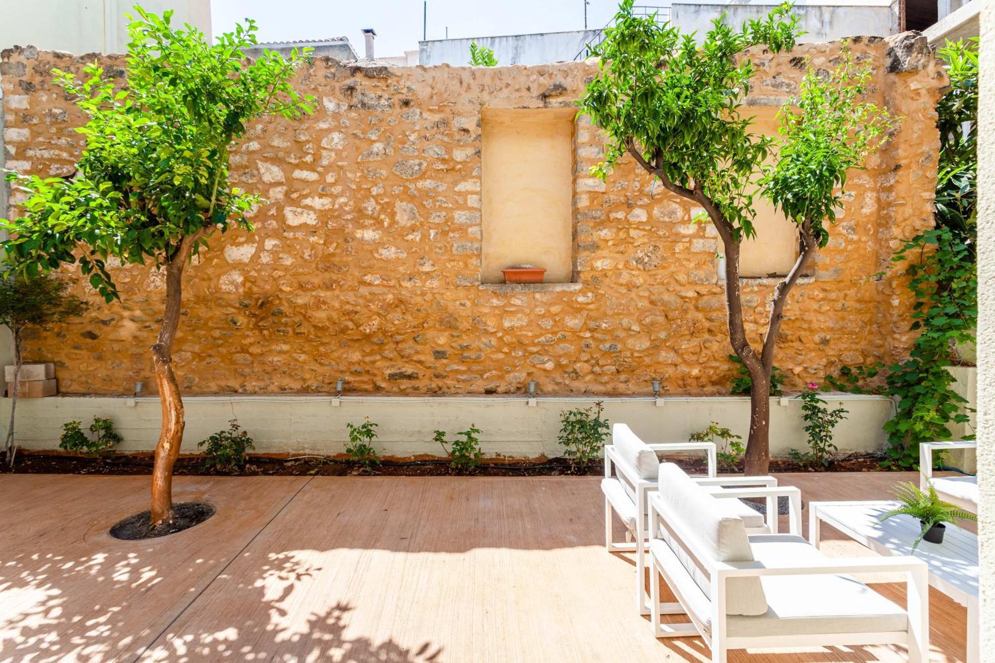 Kalamata Cosy Haven Hidden Gem In The City Center Εξωτερικό φωτογραφία